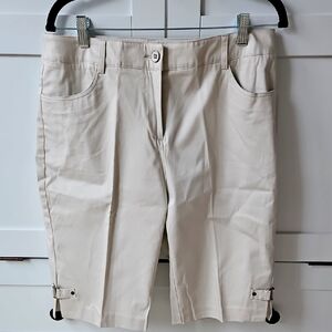 Women's Tribal Stone color -size 8 shorts